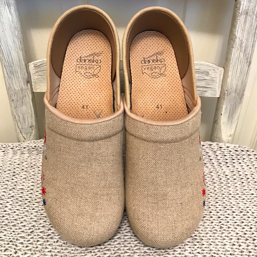 Dansko Vegan Jute Paisley Embroidered Clogs - Picture 11 of 16